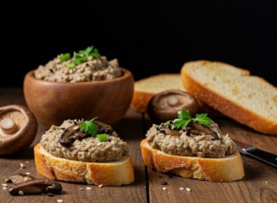 Pâté végétalien aux shiitakes et aux noisettes